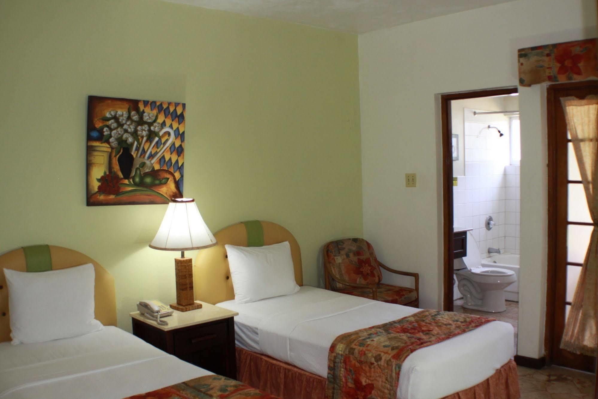 Toby'S Resort Montego Bay Ngoại thất bức ảnh